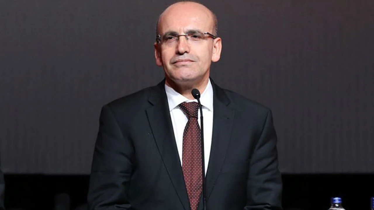 Hazine ve Maliye Bakanı Şimşek: Türkiye'ye kaynak transferi devam ediyor
