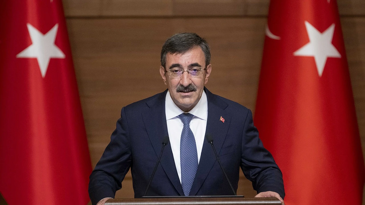 Yılmaz: Enflasyonun düştüğü istikrarla büyüyen bir ekonomi inşa edeceğiz