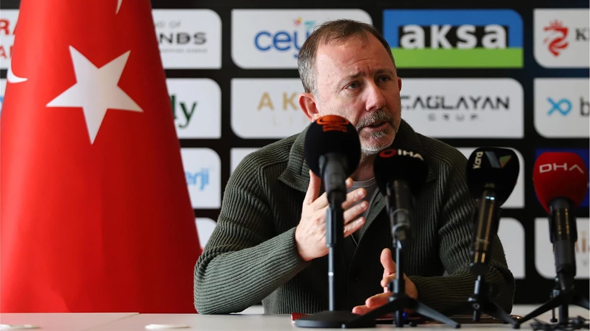 Sergen Yalçın, Antalyaspor ile ilk antrenmanına çıktı