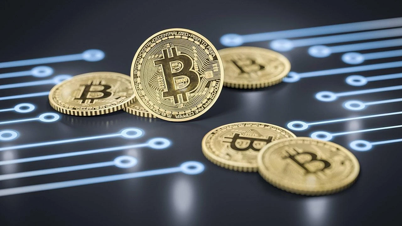 Bitcoin ilk kez 70 bin doları gördü